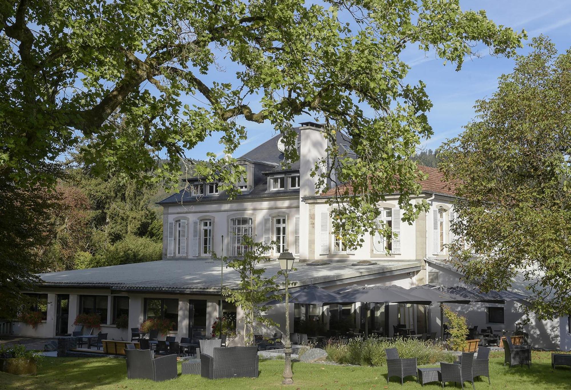 Logis La Residence Le Val-dʼAjol Εξωτερικό φωτογραφία